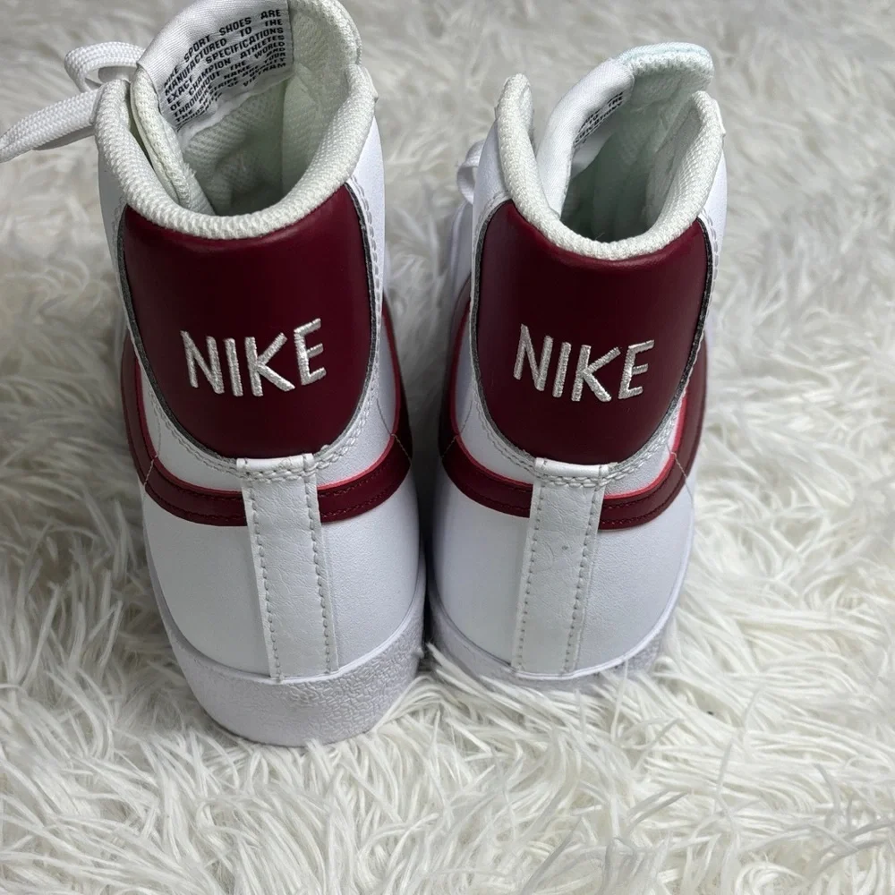 Nike Blazer Mid '77 Unisex Kids Shoes Sneakers